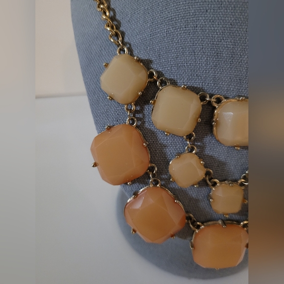 Vintage Peach, Tan, and Gold Necklace - Picture 3 of 6